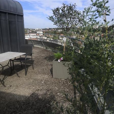 Le Carmelite Apartment Poitiers Bagian luar foto