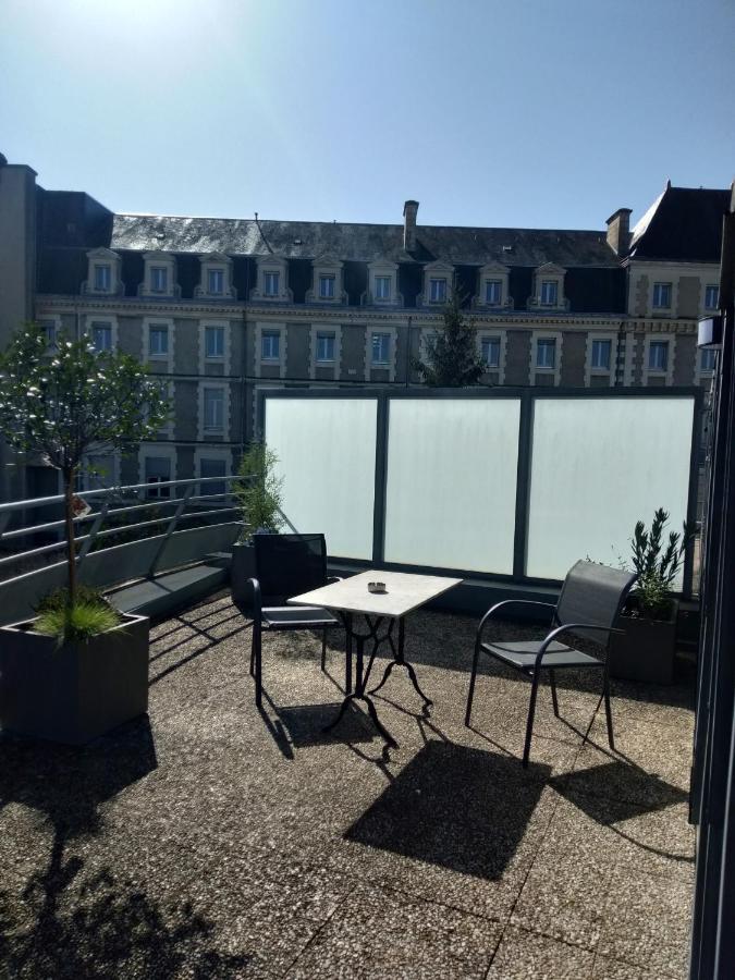 Le Carmelite Apartment Poitiers Bagian luar foto